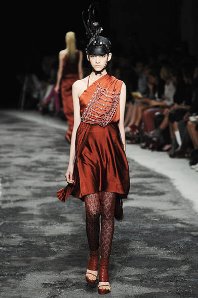 <strong>A.F.VANDEVORST｜A.F.ヴァンデヴォースト</strong>　2012年春夏コレクション速報