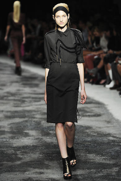 <strong>A.F.VANDEVORST｜A.F.ヴァンデヴォースト</strong>　2012年春夏コレクション速報