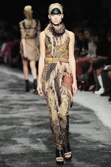 <strong>A.F.VANDEVORST｜A.F.ヴァンデヴォースト</strong>　2012年春夏コレクション速報