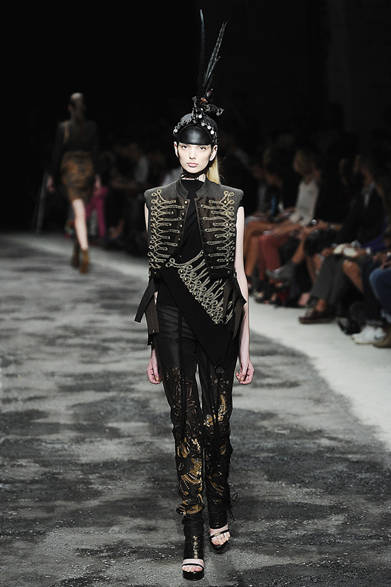 <strong>A.F.VANDEVORST｜A.F.ヴァンデヴォースト</strong>　2012年春夏コレクション速報