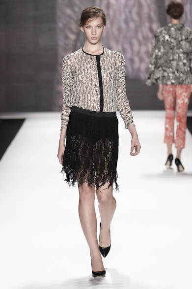 <strong>VIVIENNE TAM｜ヴィヴィアン タム</strong>　2012年春夏コレクション速報