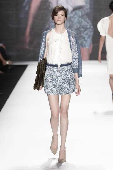 <strong>VIVIENNE TAM｜ヴィヴィアン タム</strong>　2012年春夏コレクション速報