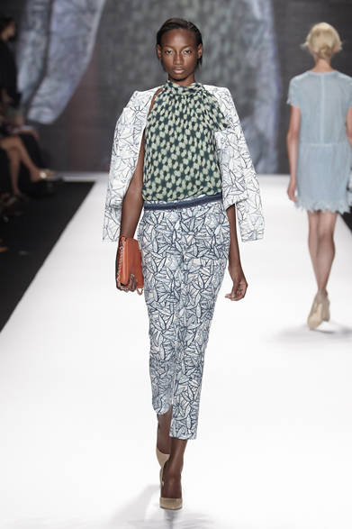 <strong>VIVIENNE TAM｜ヴィヴィアン タム</strong>　2012年春夏コレクション速報