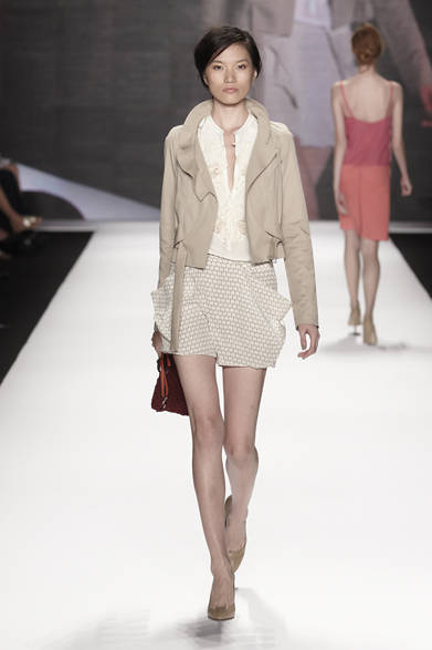 <strong>VIVIENNE TAM｜ヴィヴィアン タム</strong>　2012年春夏コレクション速報