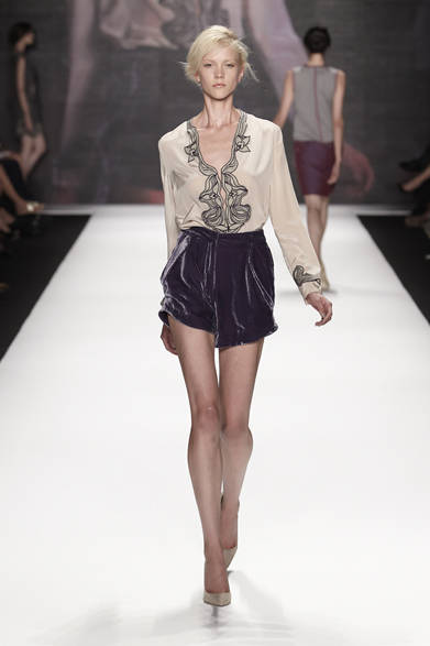 <strong>VIVIENNE TAM｜ヴィヴィアン タム</strong>　2012年春夏コレクション速報