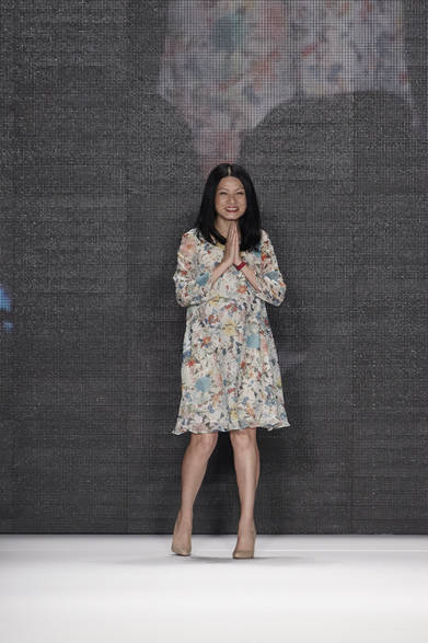 <strong>VIVIENNE TAM｜ヴィヴィアン タム</strong>　2012年春夏コレクション速報