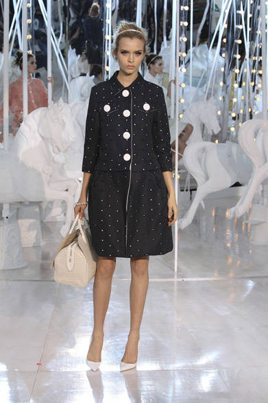 <strong>LOUIS VUITTON｜ルイ・ヴィトン</strong>　2012年春夏コレクション速報