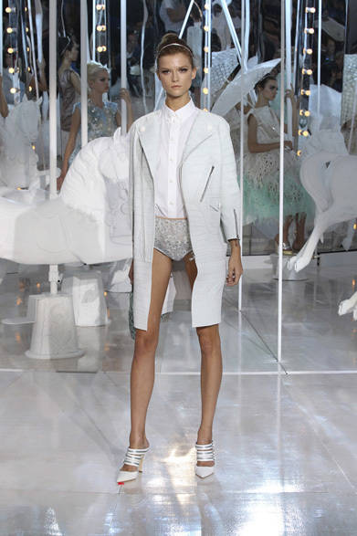 <strong>LOUIS VUITTON｜ルイ・ヴィトン</strong>　2012年春夏コレクション速報