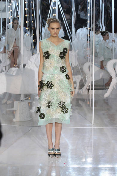 <strong>LOUIS VUITTON｜ルイ・ヴィトン</strong>　2012年春夏コレクション速報