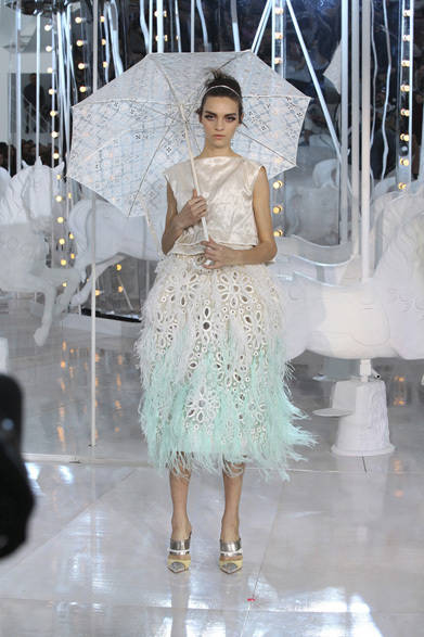 <strong>LOUIS VUITTON｜ルイ・ヴィトン</strong>　2012年春夏コレクション速報