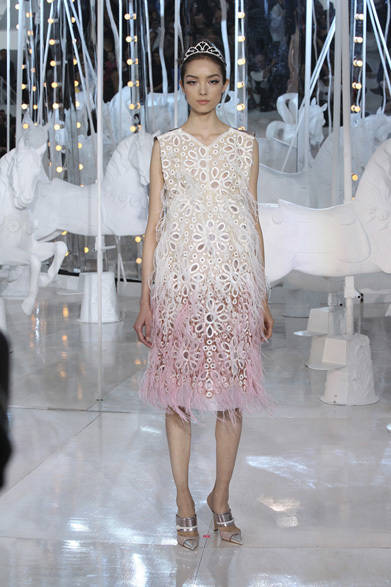 <strong>LOUIS VUITTON｜ルイ・ヴィトン</strong>　2012年春夏コレクション速報