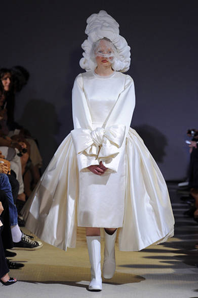 <strong>COMME des GARÇONS｜コム・デ・ギャルソン</strong>　2012年春夏コレクション速報！