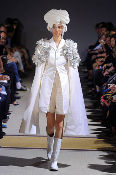 <strong>COMME des GARÇONS｜コム・デ・ギャルソン</strong>　2012年春夏コレクション速報！