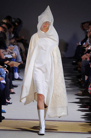 <strong>COMME des GARÇONS｜コム・デ・ギャルソン</strong>　2012年春夏コレクション速報！