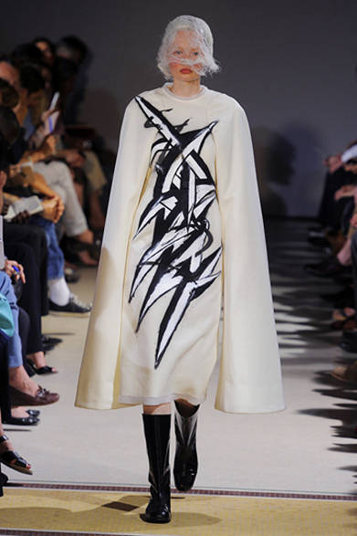 <strong>COMME des GARÇONS｜コム・デ・ギャルソン</strong>　2012年春夏コレクション速報！