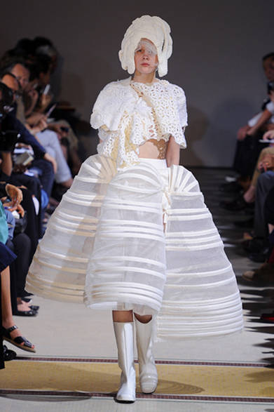 <strong>COMME des GARÇONS｜コム・デ・ギャルソン</strong>　2012年春夏コレクション速報！