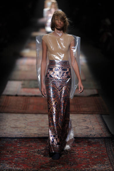 <strong>MAISON MARTIN MARGIELA｜メゾン マルタン マルジェラ</strong>　2012年春夏コレクション速報