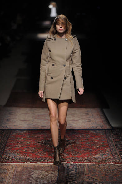 <strong>MAISON MARTIN MARGIELA｜メゾン マルタン マルジェラ</strong>　2012年春夏コレクション速報