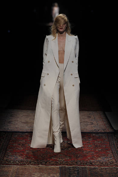 <strong>MAISON MARTIN MARGIELA｜メゾン マルタン マルジェラ</strong>　2012年春夏コレクション速報