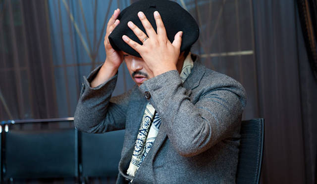 <strong>UNITED ARROWS｜ユナイテッドアローズ</strong>　かぶっているのは、内山氏の私物のフレンチベレー