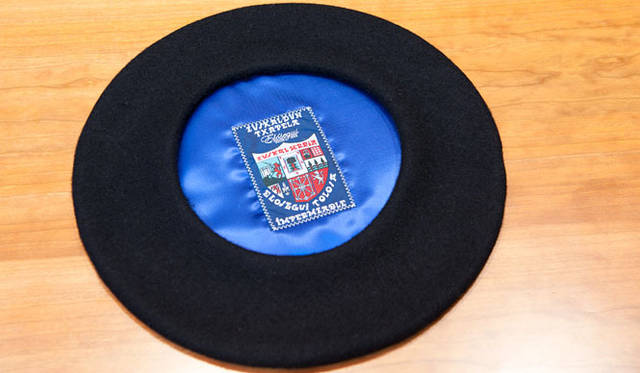 <strong>UNITED ARROWS｜ユナイテッドアローズ</strong>　Boinas Eloseguiバスクベレー　9975円（ユナイテッドアローズ）