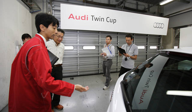 <strong>AUDI Twin-Cup｜アウディ ツインカップ</strong>　いかに親しみやすい応対ができているかもチェックポイント