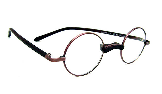 <strong>alain mikli｜アラン ミクリ</strong>　「TOMOKI SUKEZANE×alain mikli」　3万1500円（ML1110）