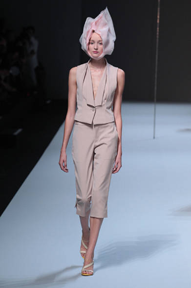 <strong>ISSEY MIYAKE｜イッセイミヤケ</strong>　2012年春夏コレクション速報！