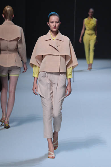 <strong>ISSEY MIYAKE｜イッセイミヤケ</strong>　2012年春夏コレクション速報！