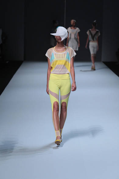 <strong>ISSEY MIYAKE｜イッセイミヤケ</strong>　2012年春夏コレクション速報！