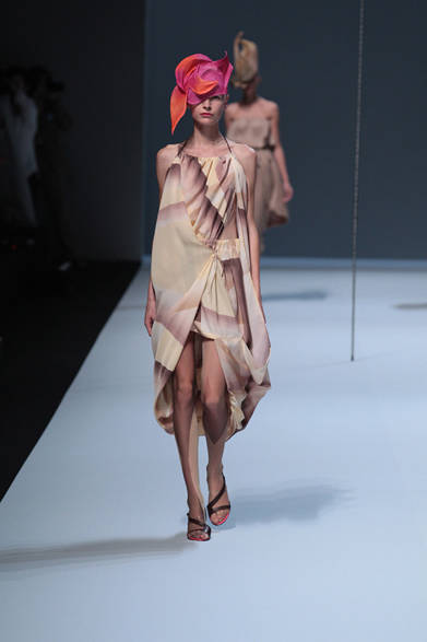 <strong>ISSEY MIYAKE｜イッセイミヤケ</strong>　2012年春夏コレクション速報！