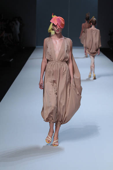 <strong>ISSEY MIYAKE｜イッセイミヤケ</strong>　2012年春夏コレクション速報！