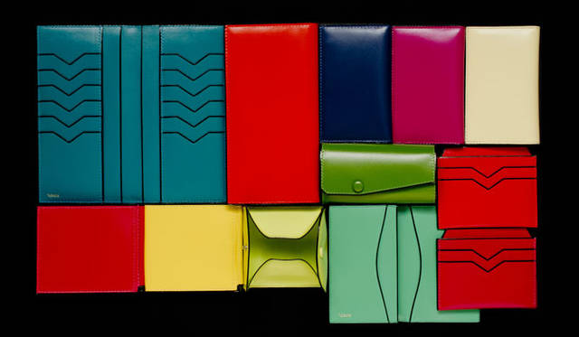 <strong>Valextra｜ヴァレクストラ</strong>　2011 Valextra Christmas Special SLG Collection（Exclusive for Christmas Season Only）