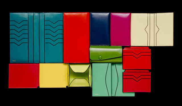 <strong>Valextra｜ヴァレクストラ</strong>　2011 Valextra Christmas Special SLG Collection（Exclusive for Christmas Season Only）