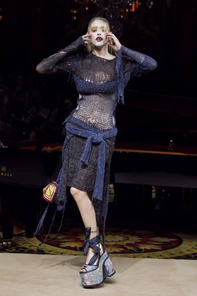 SS12_Westwood_002 <strong>VIVIENNE WESTWOOD GOLD LABEL|ヴィヴィアン・ウエストウッド・ゴールドレーベル</strong> 2012年春夏コレクション速報!