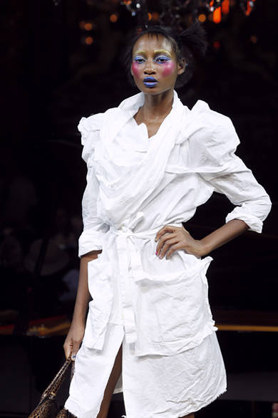 SS12_Westwood_004 <strong>VIVIENNE WESTWOOD GOLD LABEL|ヴィヴィアン・ウエストウッド・ゴールドレーベル</strong> 2012年春夏コレクション速報!