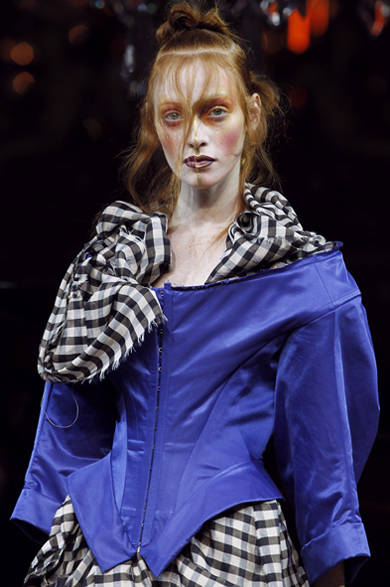SS12_Westwood_019 <strong>VIVIENNE WESTWOOD GOLD LABEL|ヴィヴィアン・ウエストウッド・ゴールドレーベル</strong> 2012年春夏コレクション速報!