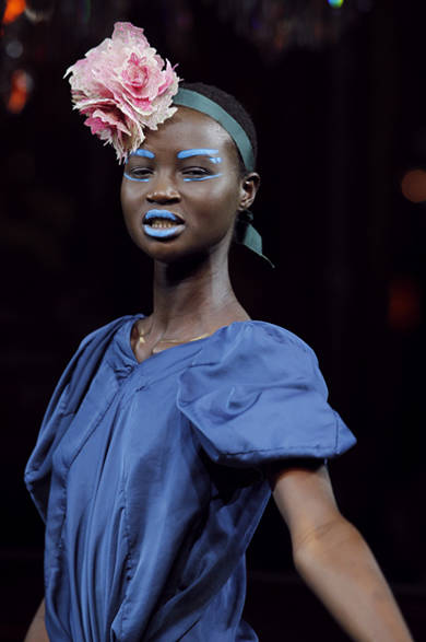 SS12_Westwood_042 <strong>VIVIENNE WESTWOOD GOLD LABEL|ヴィヴィアン・ウエストウッド・ゴールドレーベル</strong> 2012年春夏コレクション速報!