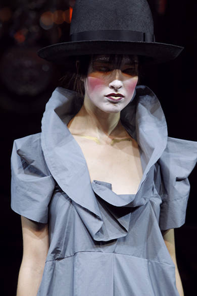 SS12_Westwood_055 <strong>VIVIENNE WESTWOOD GOLD LABEL|ヴィヴィアン・ウエストウッド・ゴールドレーベル</strong> 2012年春夏コレクション速報!