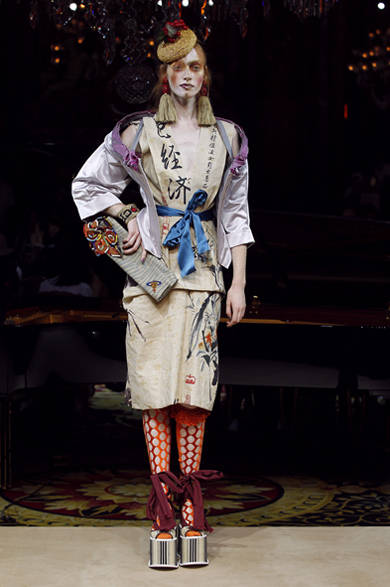 <strong>VIVIENNE WESTWOOD GOLD LABEL｜ヴィヴィアン・ウエストウッド・ゴールドレーベル</strong>　2012年春夏コレクション速報！