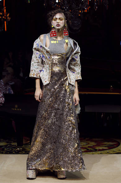 <strong>VIVIENNE WESTWOOD GOLD LABEL｜ヴィヴィアン・ウエストウッド・ゴールドレーベル</strong>　2012年春夏コレクション速報！