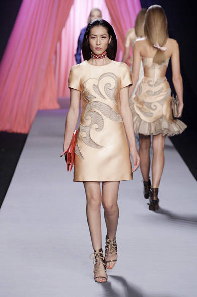 <strong>VIKTOR&ROLF｜ヴィクター＆ロルフ</strong>　2012年春夏コレクション速報！