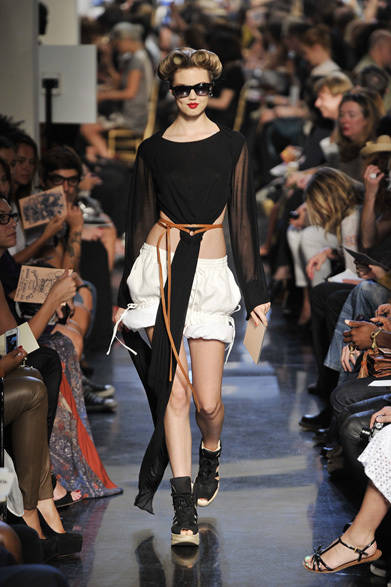 <strong>Jean Paul GAULTIER｜ジャンポール・ゴルチエ</strong>　2012年春夏コレクション速報