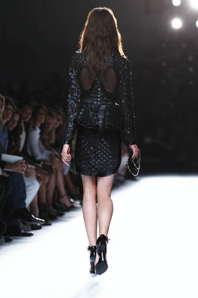 28_18_Dos_bd <strong>Givenchy by Riccardo Tisci|ジバンシィ バイ リカルド ティッシ</strong> 2012年春夏コレクション速報!