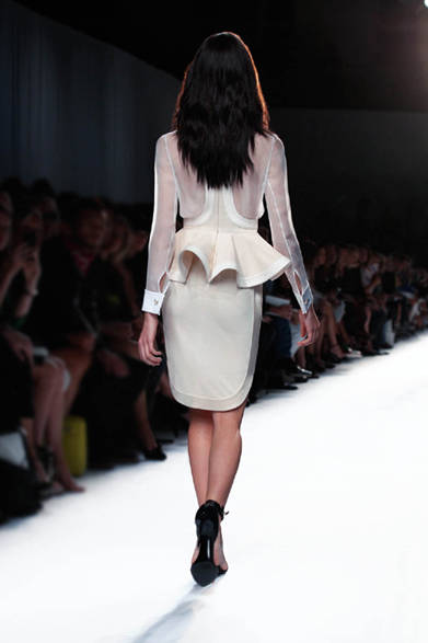 34_22_Dos_bd <strong>Givenchy by Riccardo Tisci|ジバンシィ バイ リカルド ティッシ</strong> 2012年春夏コレクション速報!