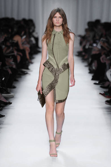 47_32_bd <strong>Givenchy by Riccardo Tisci|ジバンシィ バイ リカルド ティッシ</strong> 2012年春夏コレクション速報!