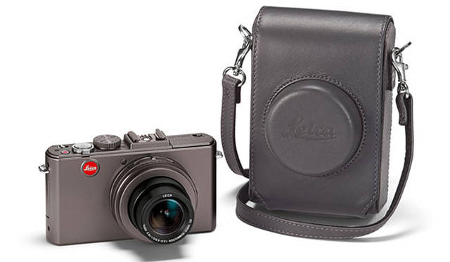 <strong>伊勢丹｜イセタンメンズ レジデンス</strong>　「ライカ」限定ラグジュアリーセット「ライカD-LUX5チタン」 