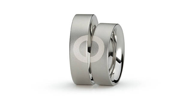 <strong>NIESSING│ニーシング</strong>　「in.love」リング [Pt1000×ステンレススティール] 2万9400円