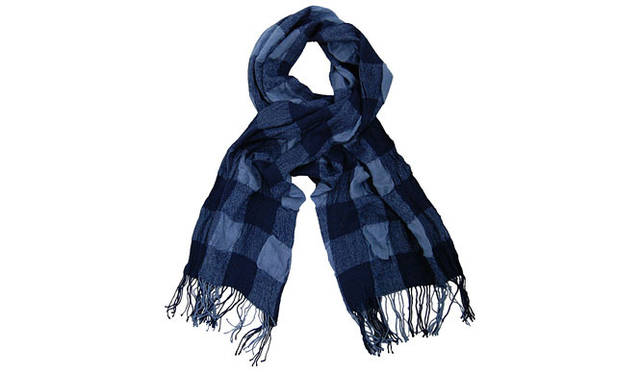 <strong>ISSEY MIYAKE INC.｜イッセイ ミヤケ</strong>　フェア「WINTER GIFT 2011」　「ISSEY MIYAKE（men）」2万2050円