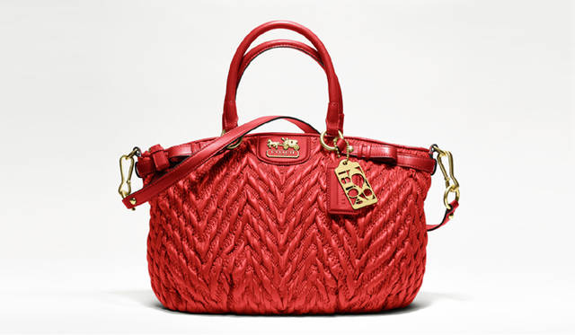 <strong>COACH│コーチ</strong>　マディソン シェブロン Sophia [W36×H24×D8cm] 6万9300円（コーチ）